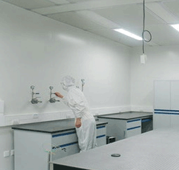 百級(jí)電子無(wú)塵車間